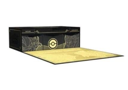 Pokémon TCG: Sword & Shield Ultra-Premium Collection - Zacian & Zamazenta