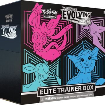 Pokémon TCG: Evolving Skies Elite Trainer Box [Glaceon/Vaporeon/Sylveon/Espeon]