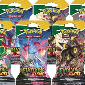 Pokémon TCG: Evolving Skies Sleeved Booster Pack Bundle [Set of 8]